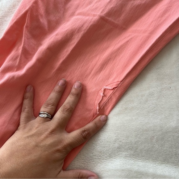 Vintage Scalloped Pink Blouse and High Waist Pants Set - Picture 12 of 13